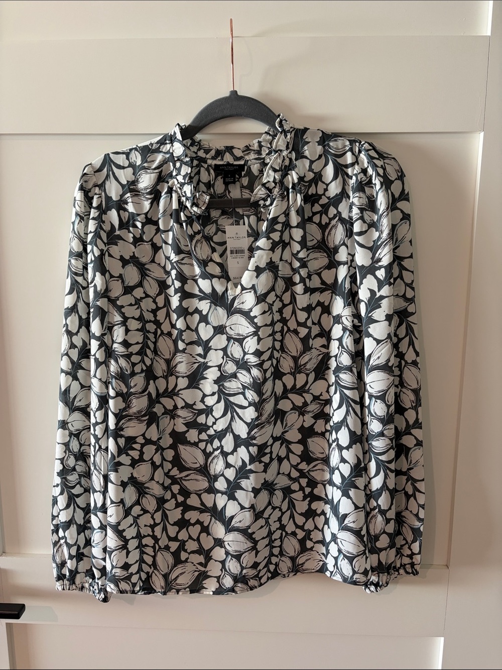 Ann Taylor Factory Gray, Cream,and Blue Floral Ruffle-Neck Blouse